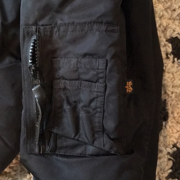 Alpha Industries military bomber jacket - Picture 4 of 5